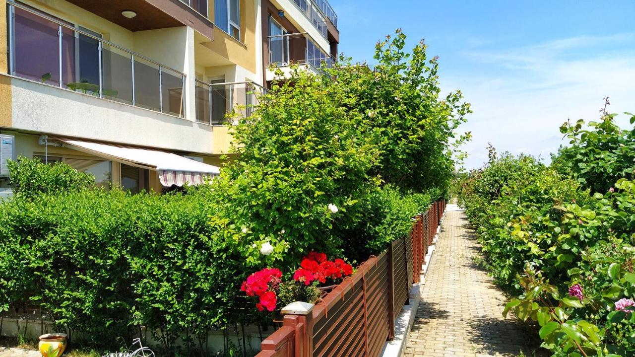 Byala-Apartment-Valmira Byala  Exterior foto